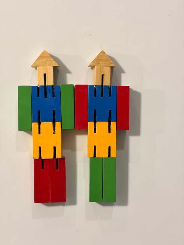 Robot Articulado de Madera | Cubebot Transformable de Bloques Geométricos | Rompecabezas 3D — Imagen 1